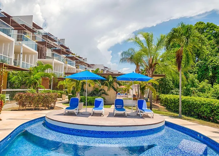 Luxurious Tulum Terrazas 2-bedroom Condominiuml * Akumal