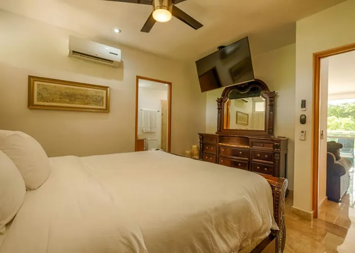 Luxurious Tulum Terrazas 2-bedroom Condominiuml Casa de férias Akumal